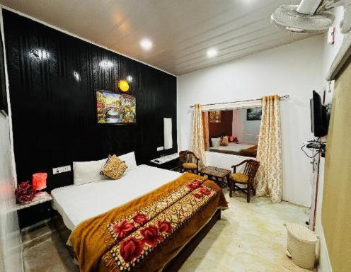 Solan Regency Hotel Exterior photo