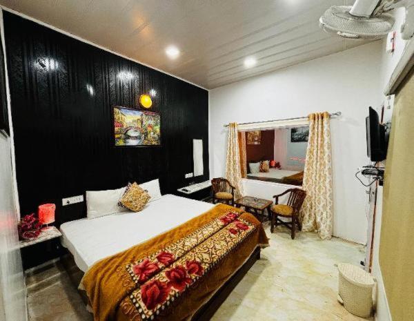 Solan Regency Hotel Exterior photo
